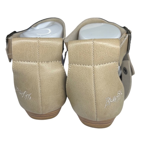 Blowfish gladiator strappy sandal 7.5 tan neutral summer casual vacation beach - Picture 6 of 10
